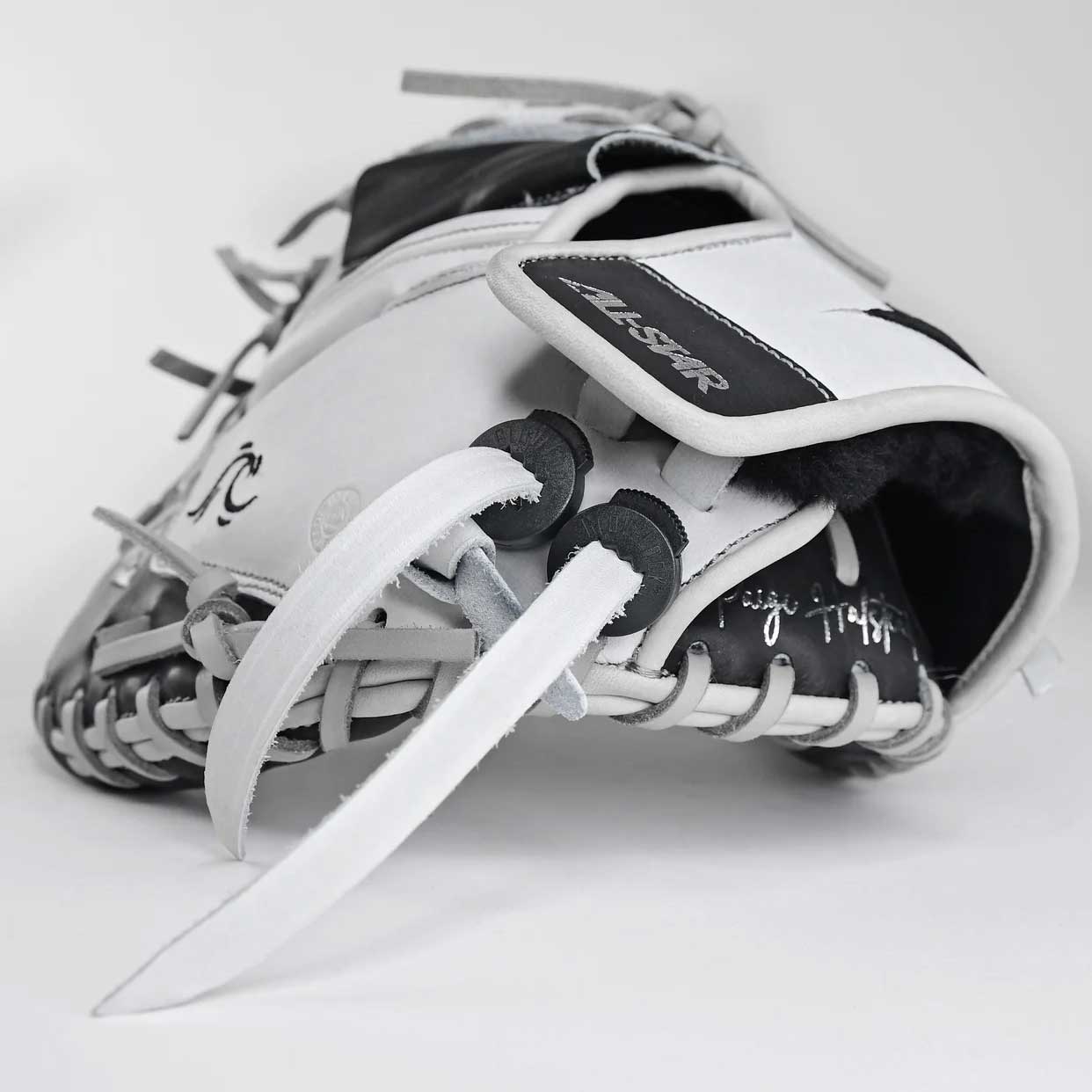 All-Star Paige Halstead CMW-PHX 34" Catchers Mitt - Image 4