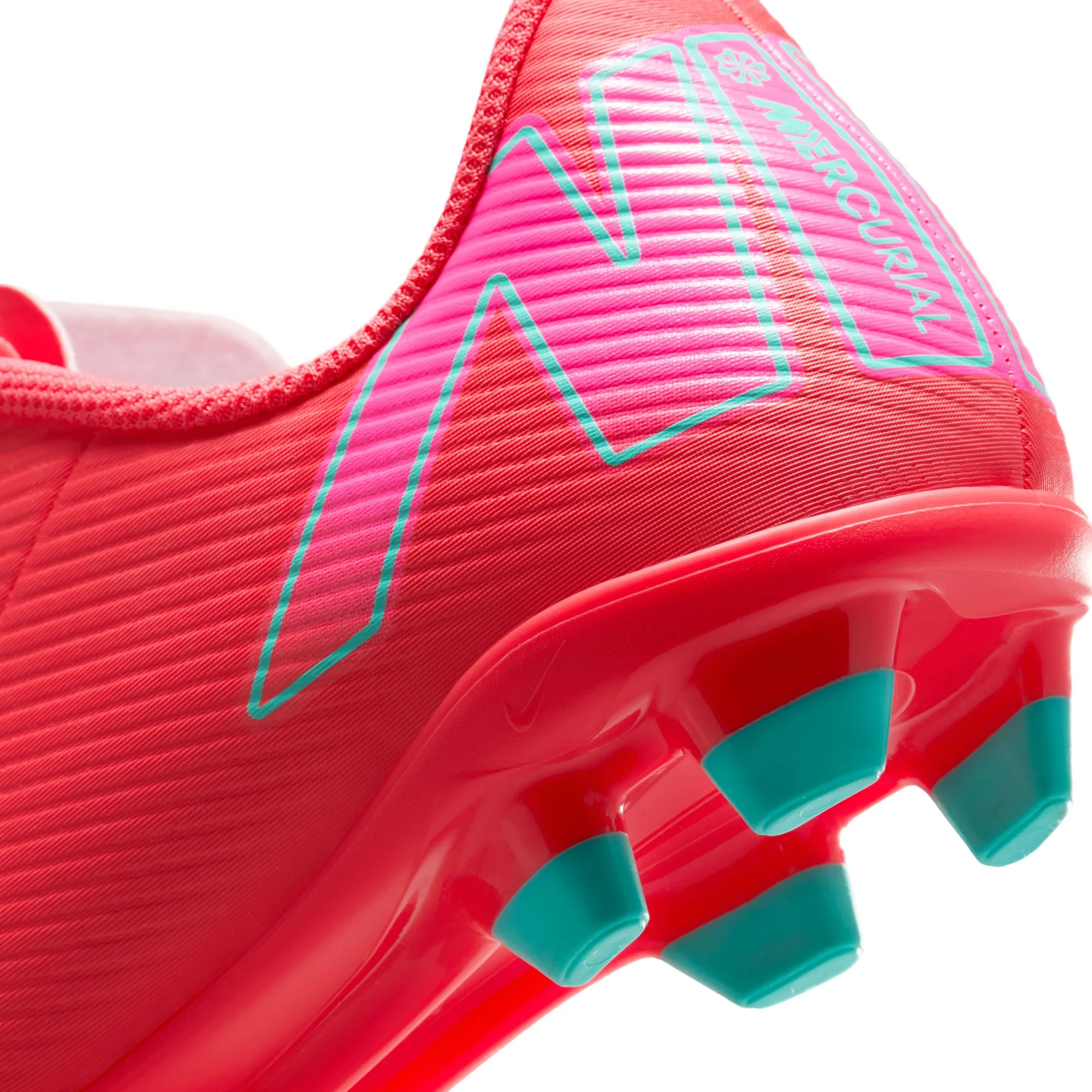 Nike Jr. Mercurial Vapor 16 Club Youth MG Low-Top Soccer Cleats - Image 11
