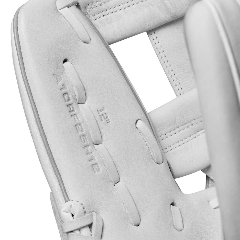 Wilson A1000 Fastpitch H12 White/Grey/Black 12"-RHT - Image 7